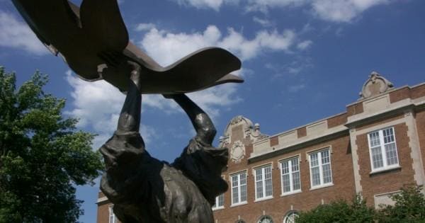 私のアメリカ留学体験談：「わからないときは助けを求める」で乗り切る！イメージ